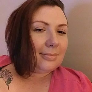 Meet your Posher, Adrianne